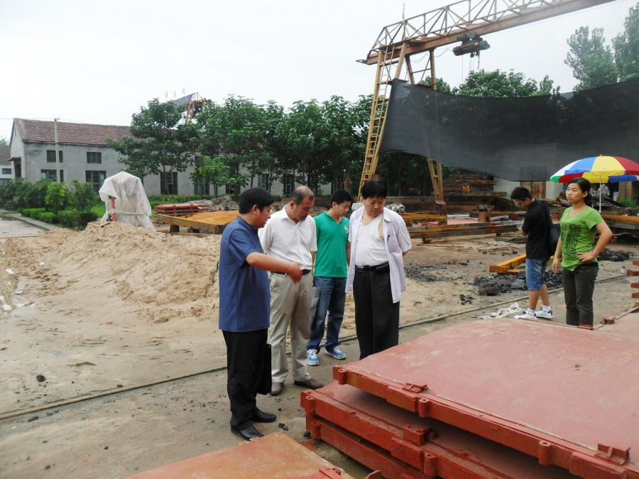 驗收閘門及啟閉機(jī) 驗收閘門及啟閉機(jī)